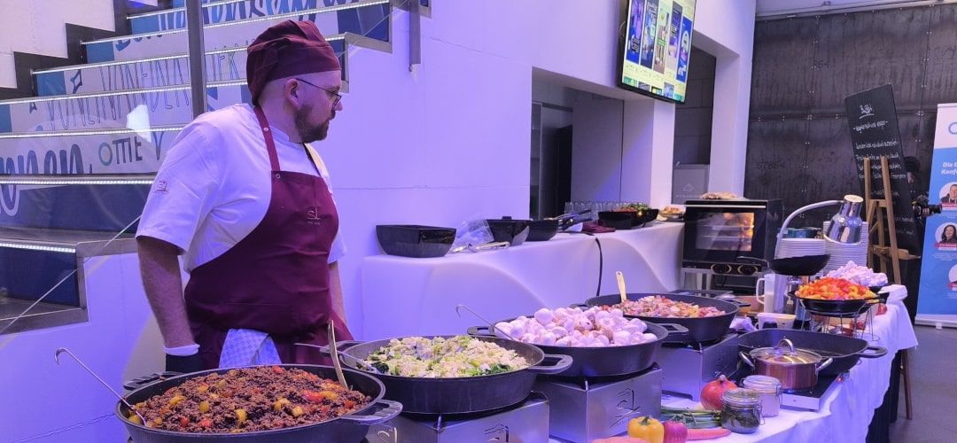 Der Held der OMT sorgt für leckeres Essen.